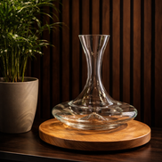 Elegantes Karaffen-Set mit gedrechseltem Ulmenholz-Untersetzer & WMF Glaskaraffe