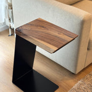 Moderner Couch- & Beistelltisch mit Charakter – Handgefertigtes Unikat trifft auf stilvolle Funktionalität