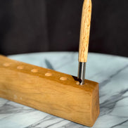 Gedrechselter Flaschenöffner aus Maserbirke