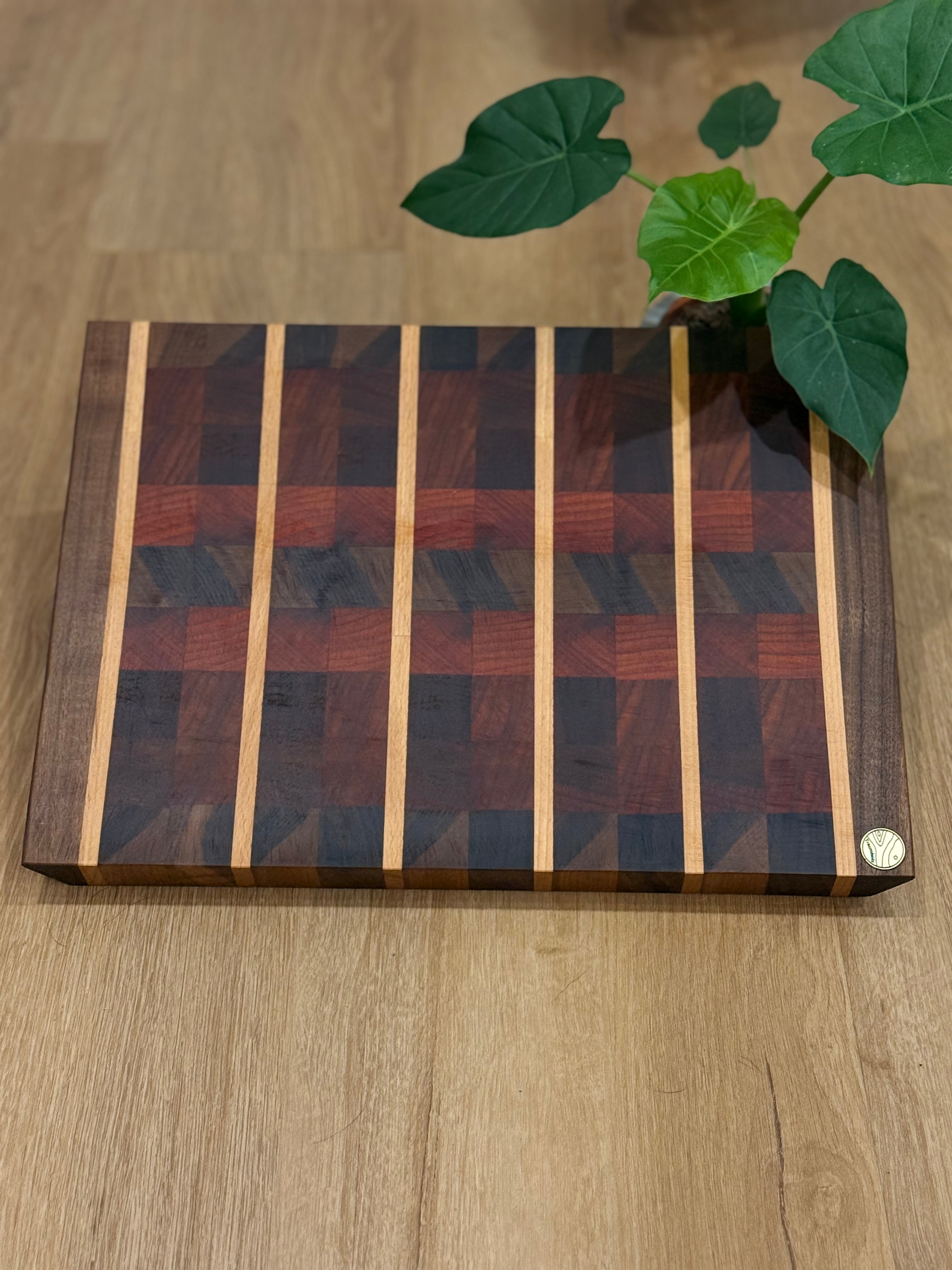 Hirnholz Schneidebrett Buche, Padouk & Schwarznuss