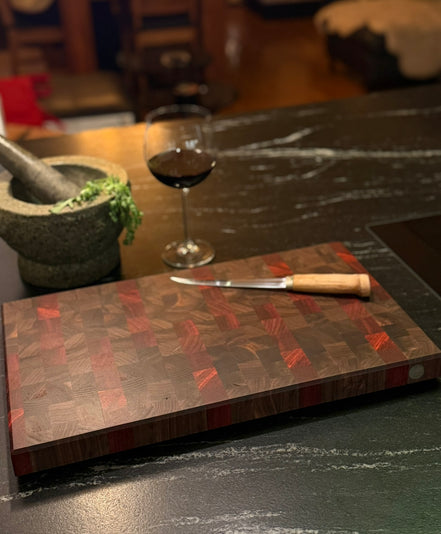 Großes Hirnholzschneidebrett - Padouk und Schwarznuss